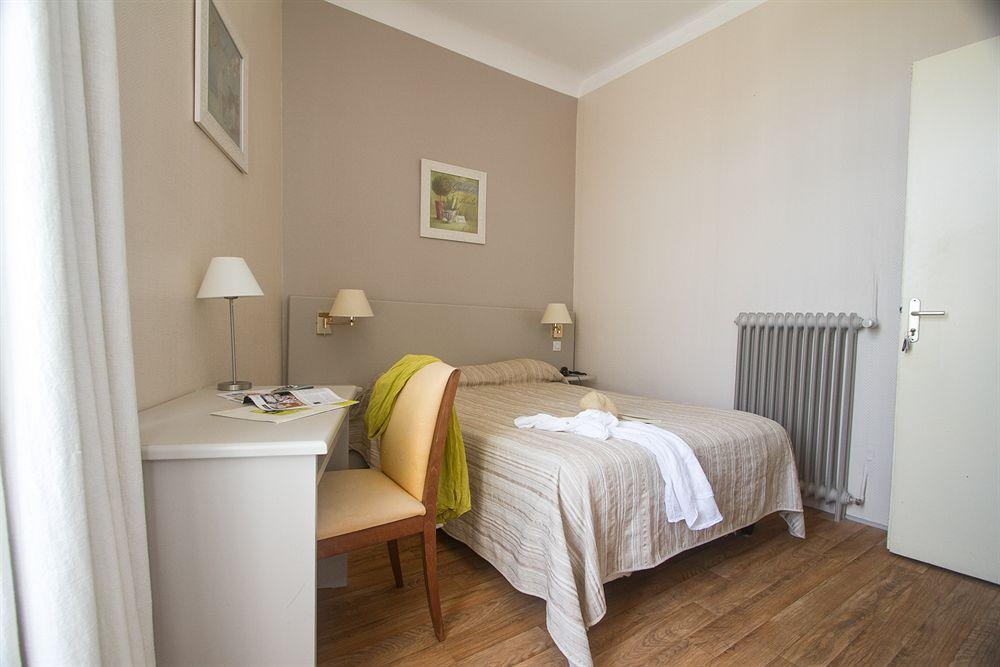 Logis Hotel Majestic Chatelaillon Plage - La Rochelle Exterior foto