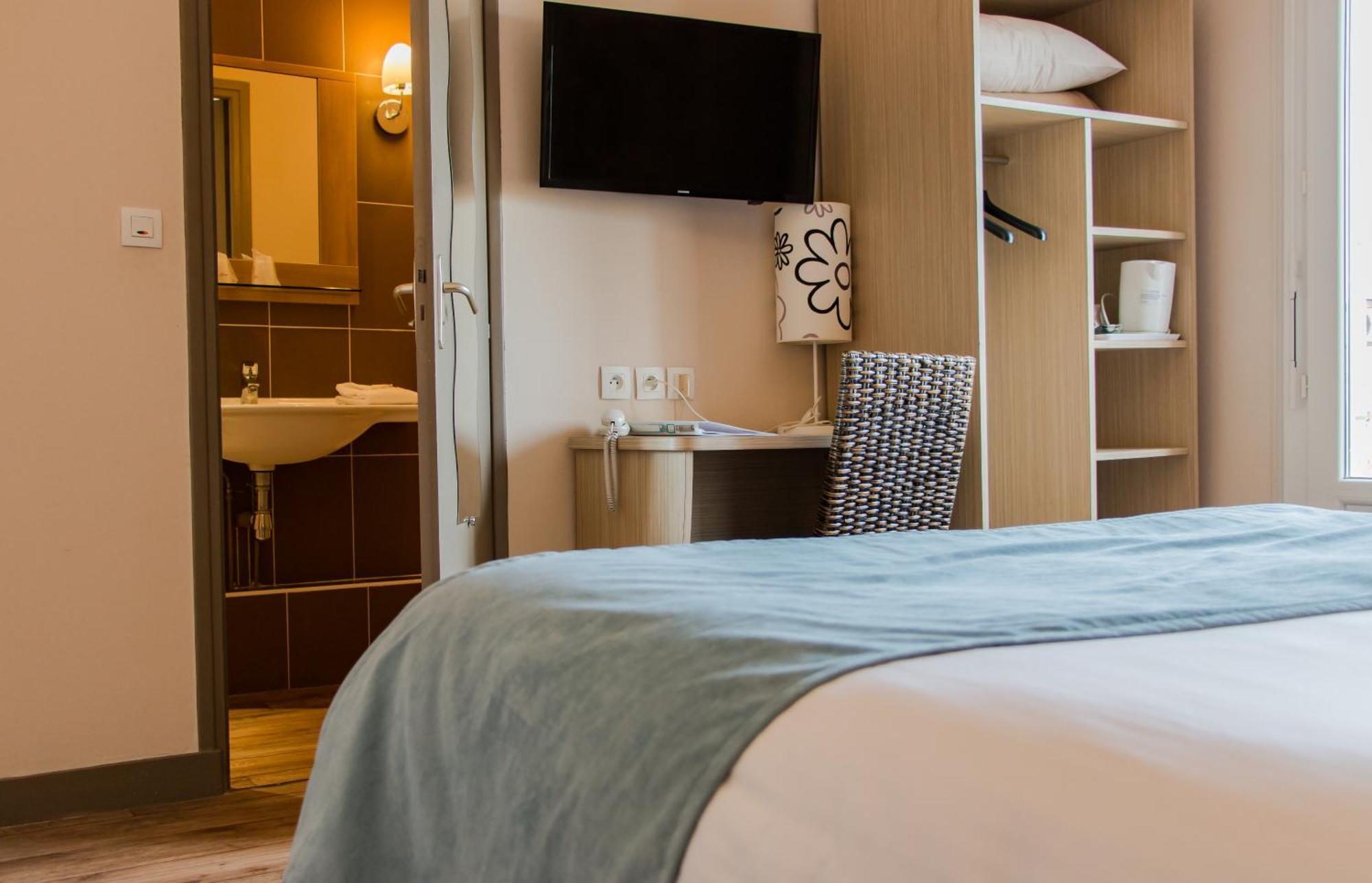 Logis Hotel Majestic Chatelaillon Plage - La Rochelle Habitación foto