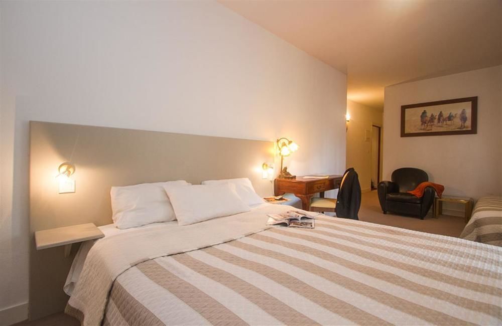 Logis Hotel Majestic Chatelaillon Plage - La Rochelle Exterior foto